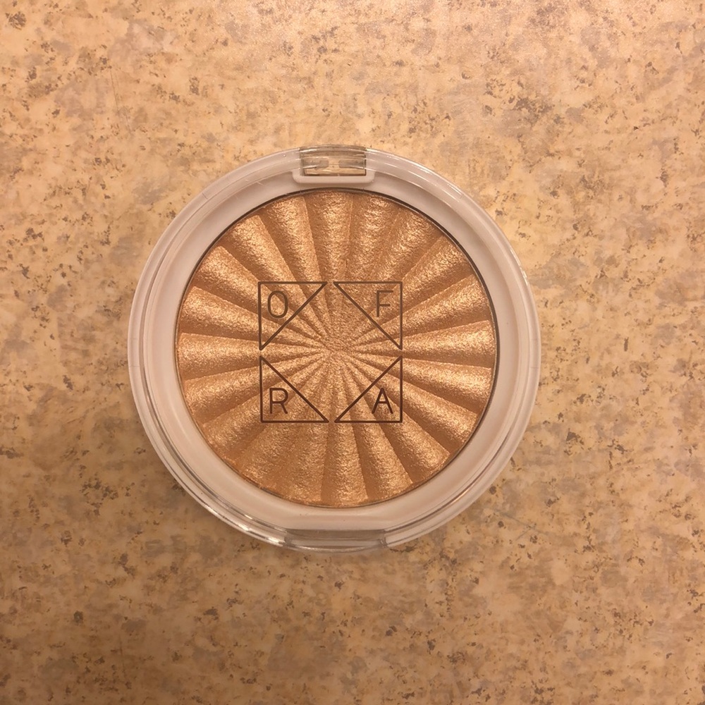 OFRA rodeo drive highlighter